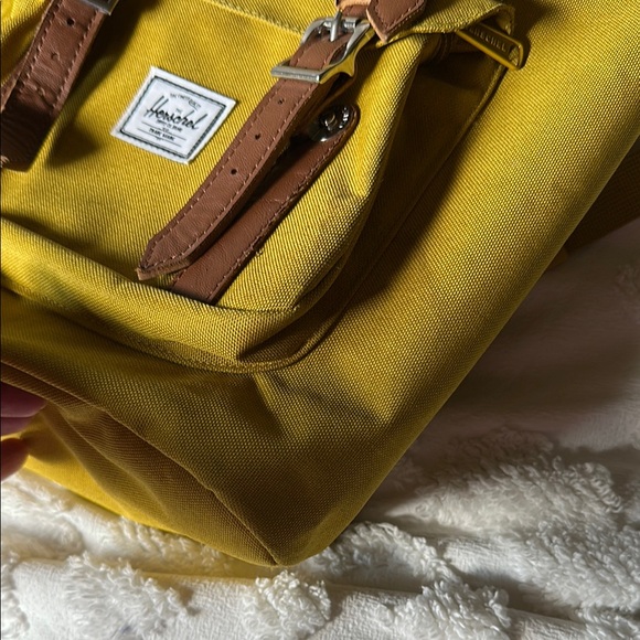Herschel Supply Company Yellow and Brown Backpack Classic Design - Picture 2 of 8